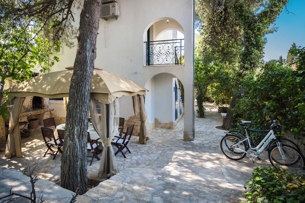 Villa Em Trogir Dış mekan fotoğraf